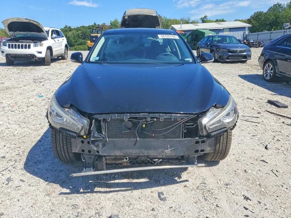 2015 INFINITI Q50