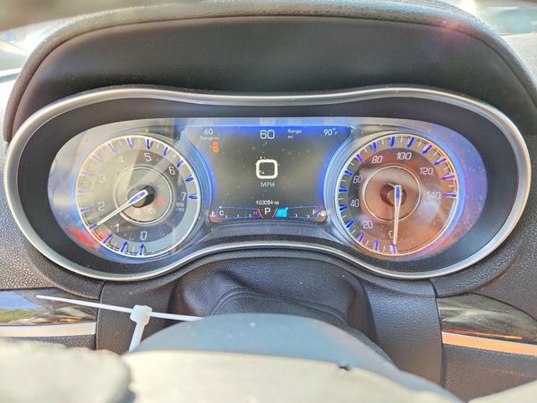 2016 CHRYSLER 300 Limited