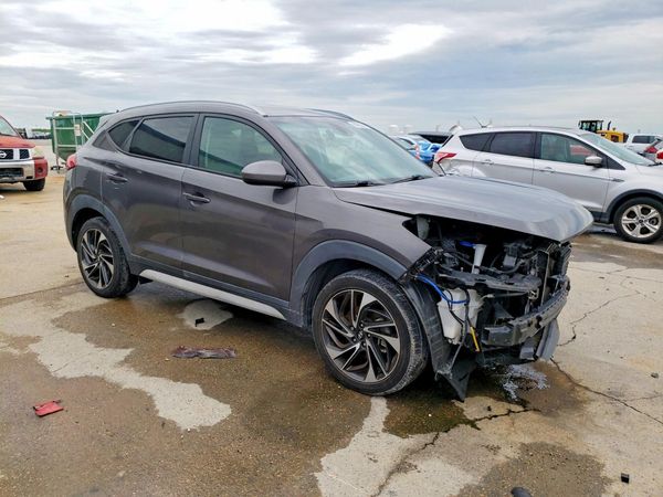 2020 HYUNDAI TUCSON