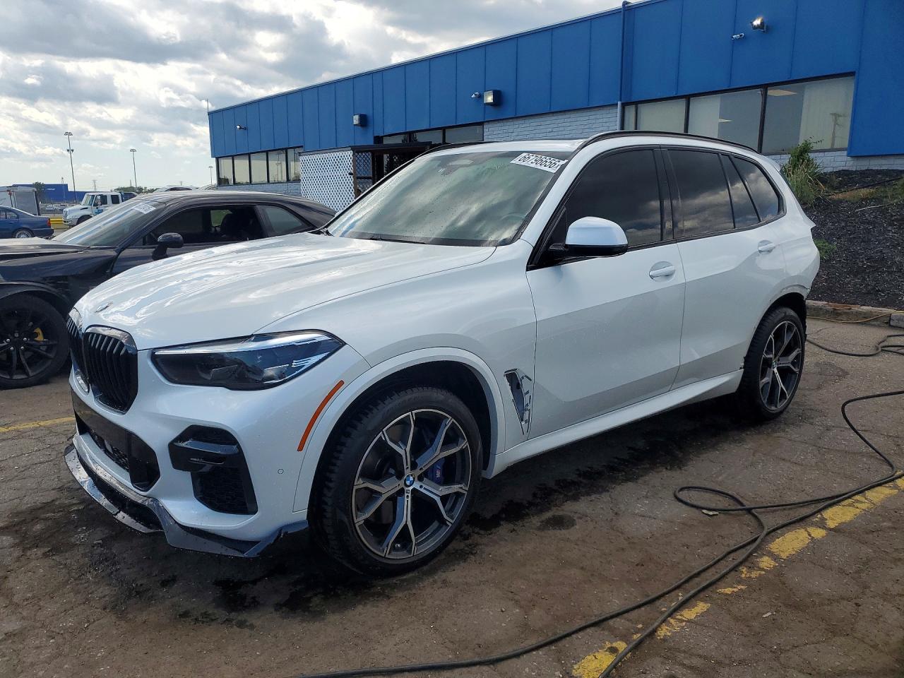 2022 BMW X5 M50i