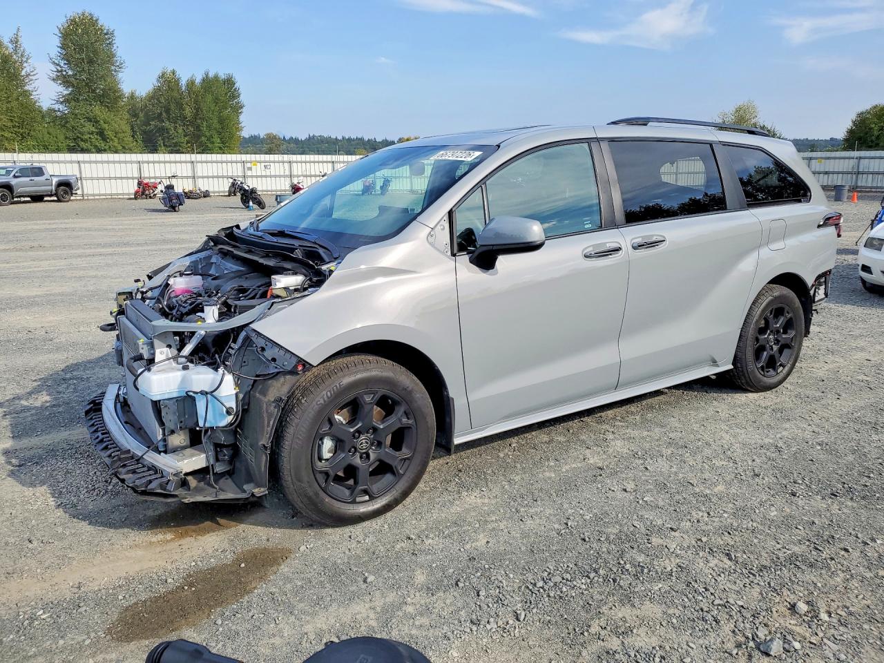 2026 TOYOTA SIENNA
