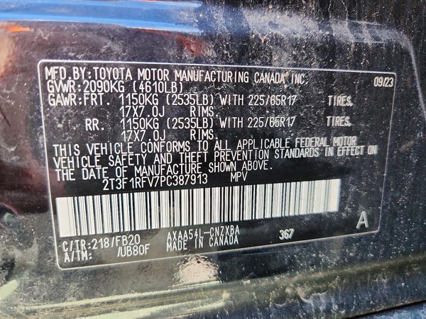 2023 TOYOTA RAV4 LE