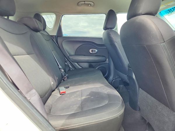 2015 KIA SOUL GL(Middle-low grade)