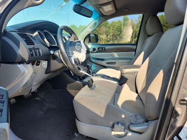 2012 TOYOTA TACOMA — DENT