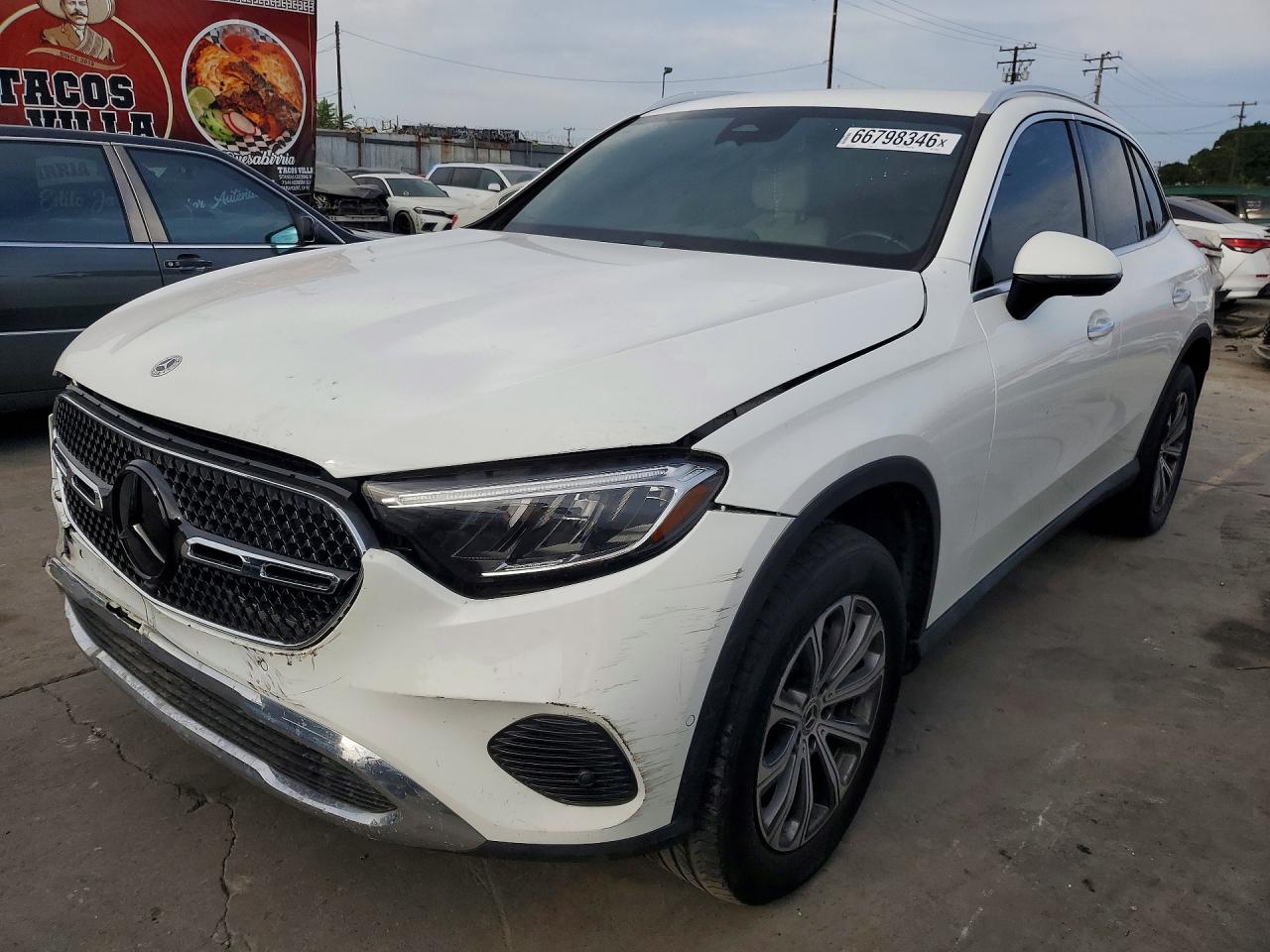 2023 MERCEDES-BENZ GLC GLC300