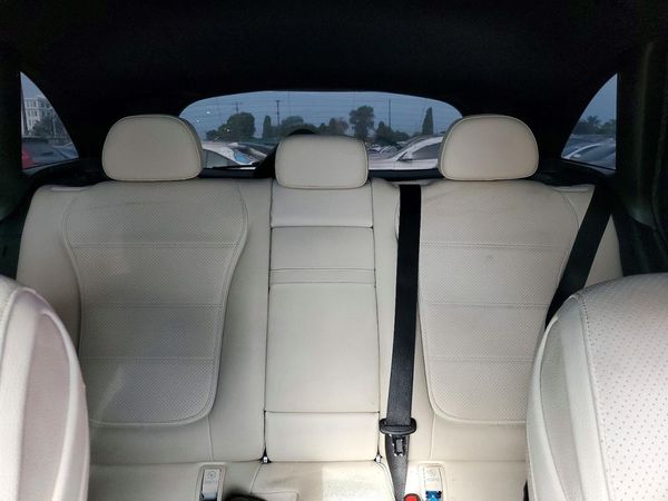 2023 MERCEDES-BENZ GLC GLC300