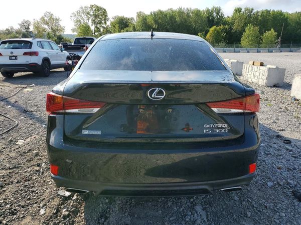 2019 LEXUS IS