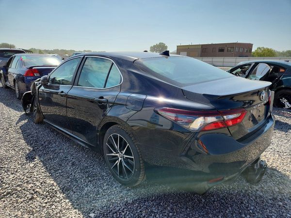 2024 TOYOTA CAMRY