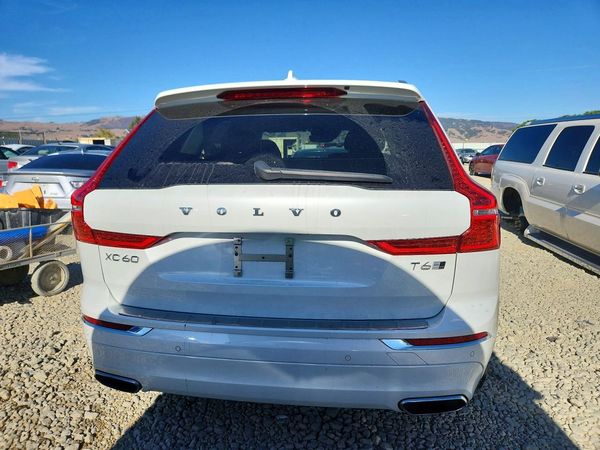 2018 VOLVO XC60 Inscription