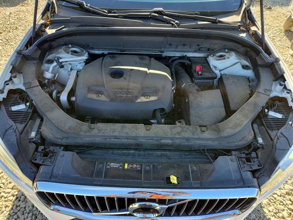 2018 VOLVO XC60 Inscription