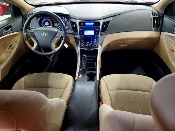 2013 HYUNDAI SONATA GLS/ GLS Popular