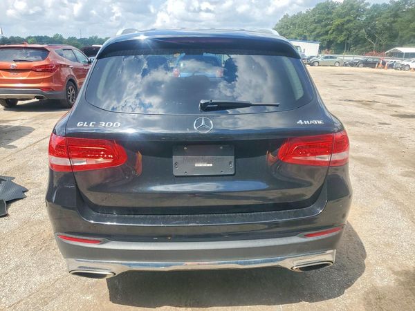 2016 MERCEDES-BENZ GLC GLC300 Base-4M