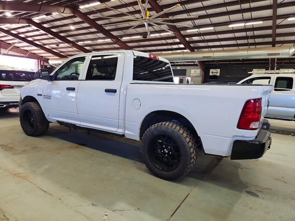 2016 RAM 1500 ST
