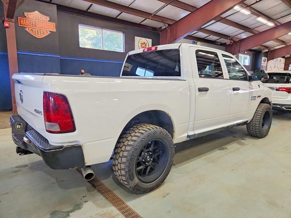 2016 RAM 1500 ST