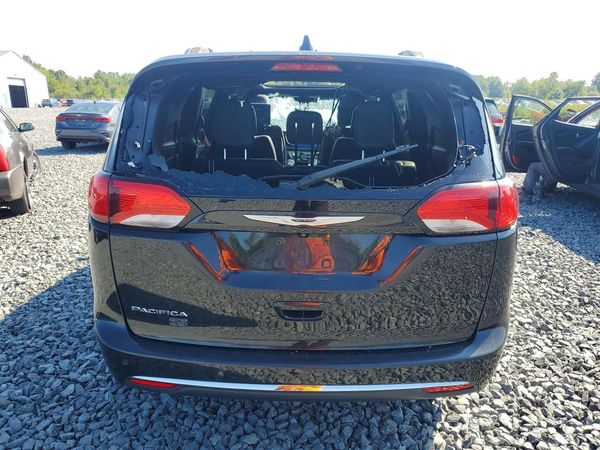 2020 CHRYSLER PACIFICA