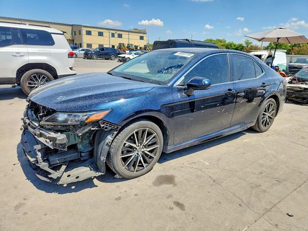 2021 TOYOTA CAMRY