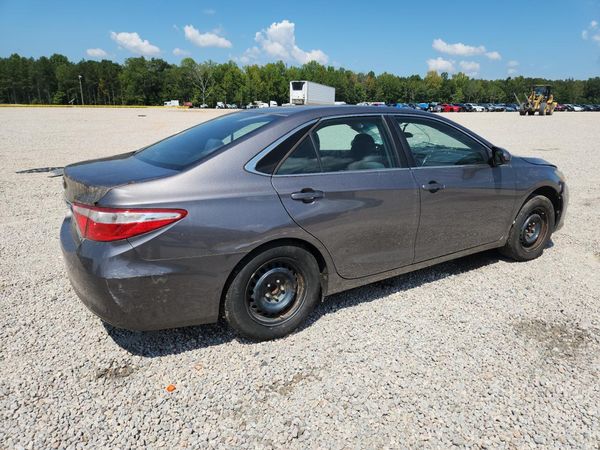 2017 TOYOTA CAMRY