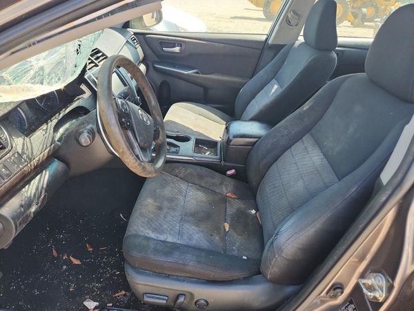 2017 TOYOTA CAMRY