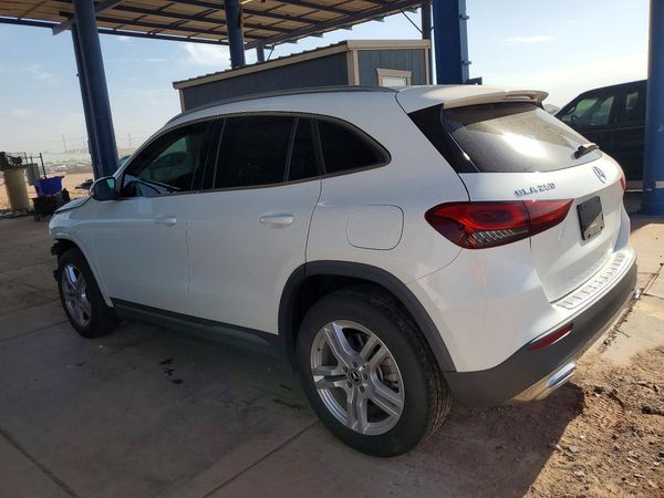 2021 MERCEDES-BENZ GLA GLA250