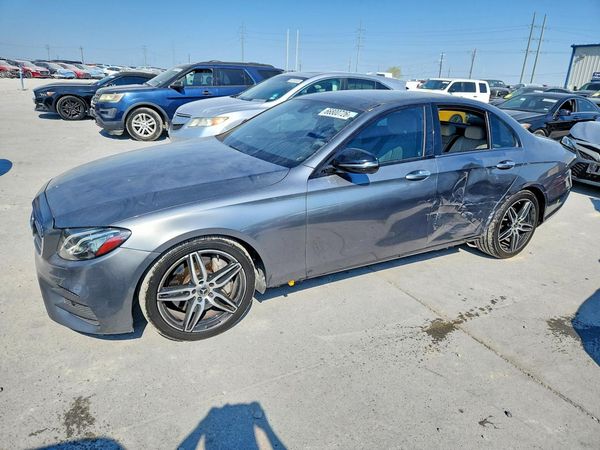 2019 MERCEDES-BENZ E-CLASS E300