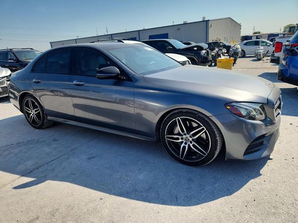 2019 MERCEDES-BENZ E-CLASS E300