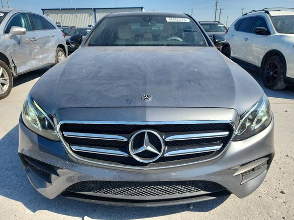 2019 MERCEDES-BENZ E-CLASS E300