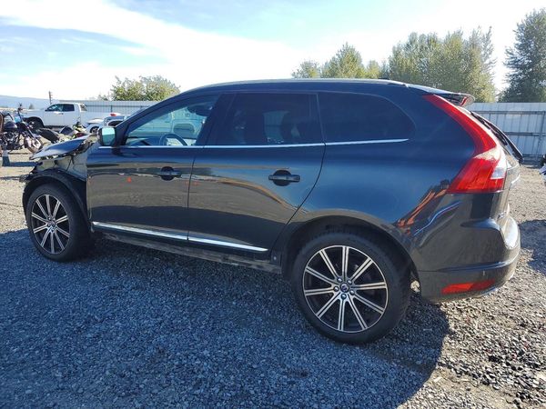 2015 VOLVO XC60 Premier (non R design)