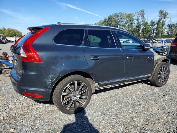 2015 VOLVO XC60 Premier (non R design)