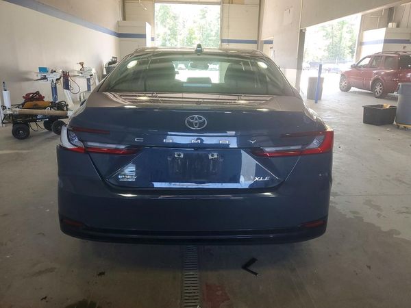 2026 TOYOTA CAMRY