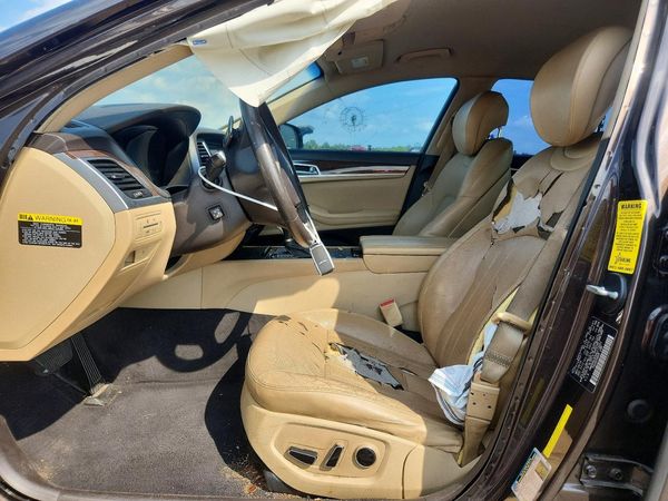 2017 GENESIS G80