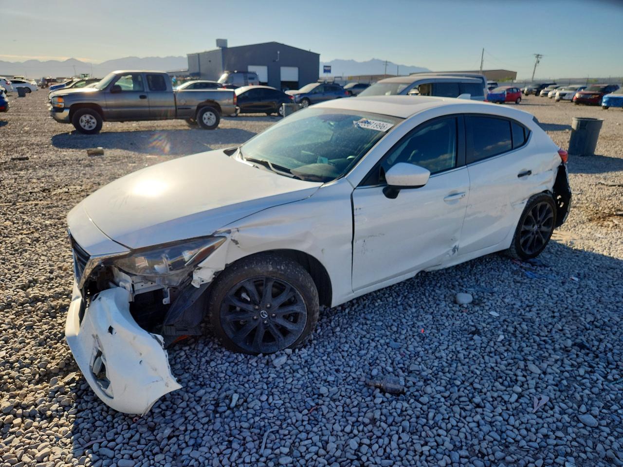 2015 MAZDA 3