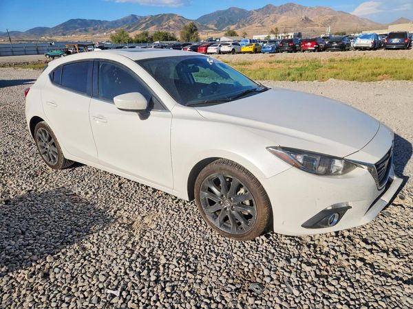2015 MAZDA 3