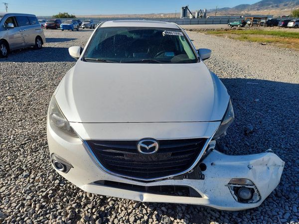 2015 MAZDA 3