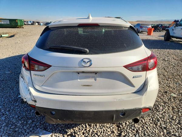 2015 MAZDA 3