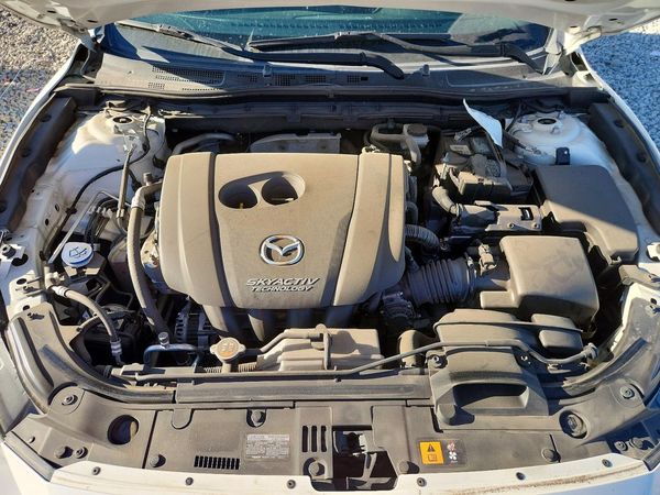 2015 MAZDA 3