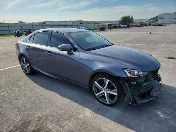2018 LEXUS IS 300