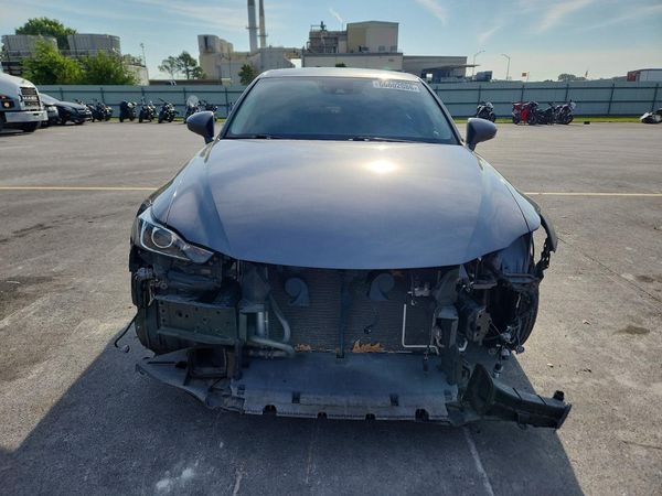 2018 LEXUS IS 300