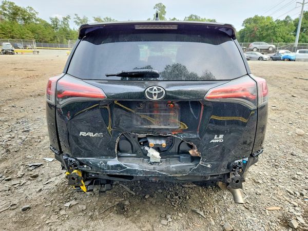 2018 TOYOTA RAV4 LE
