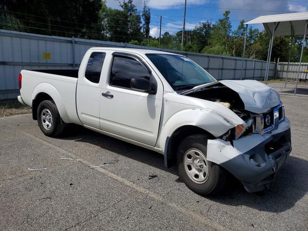 2018 NISSAN FRONTIER