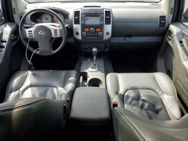 2021 NISSAN FRONTIER Crew Cab