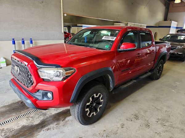2019 TOYOTA TACOMA SR5