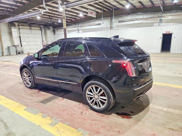 2022 CADILLAC XT5