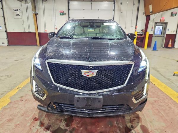 2022 CADILLAC XT5