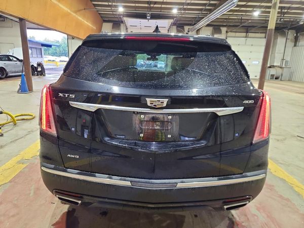 2022 CADILLAC XT5