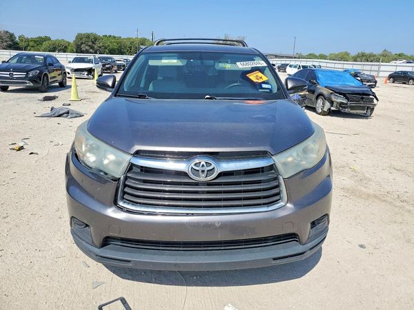 2016 TOYOTA HIGHLANDER