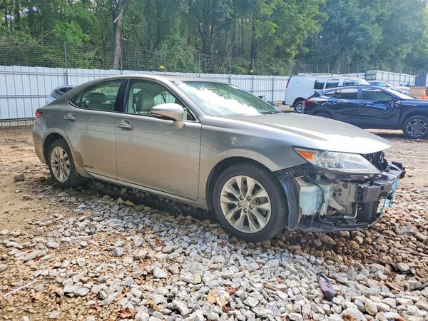 2015 LEXUS ES