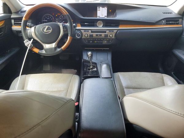 2015 LEXUS ES