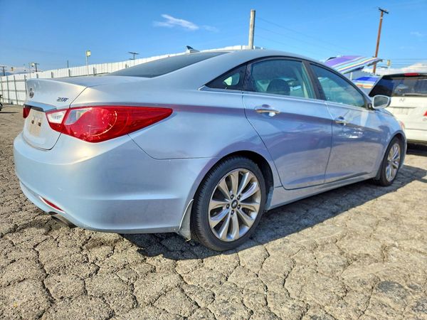 2012 HYUNDAI SONATA