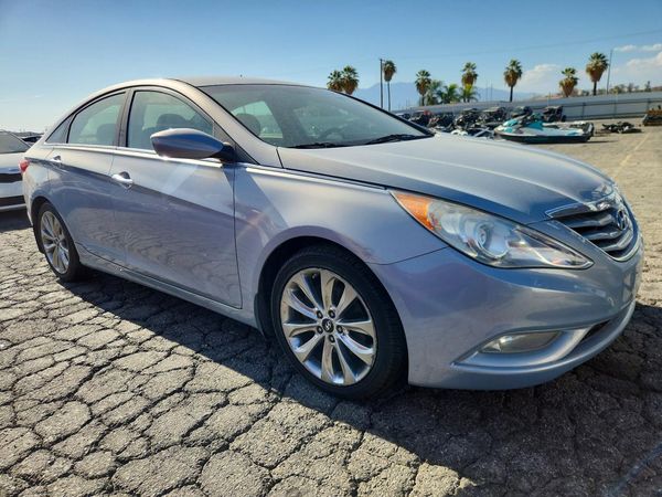 2012 HYUNDAI SONATA