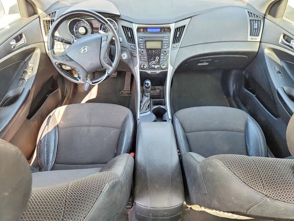 2012 HYUNDAI SONATA